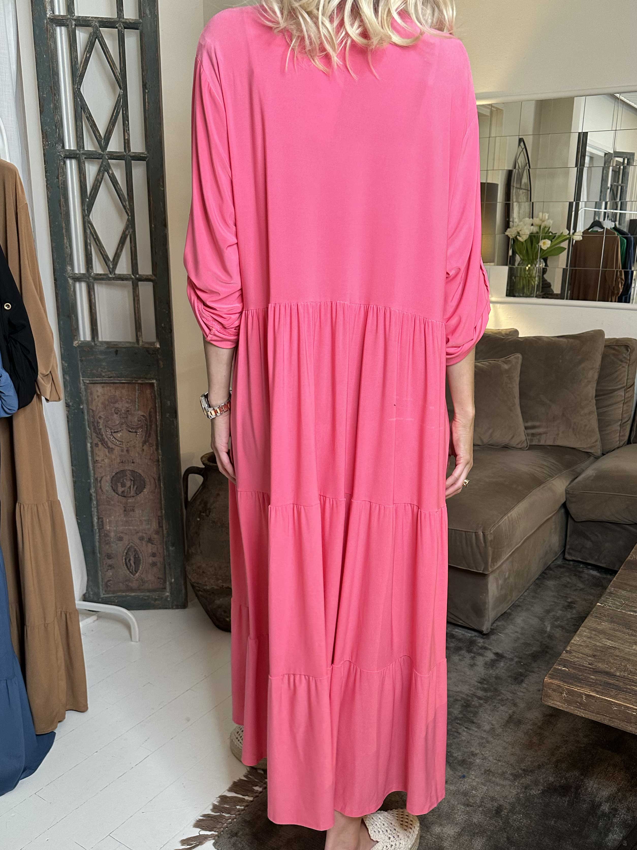 Milano Plain - Lång enfärgad klänning med lager på lager look